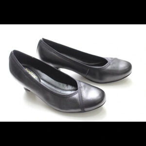 Hotter Monica pumps